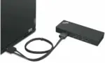 Station d’accueil Lenovo ThinkPad branchée à un ordinateur portable
